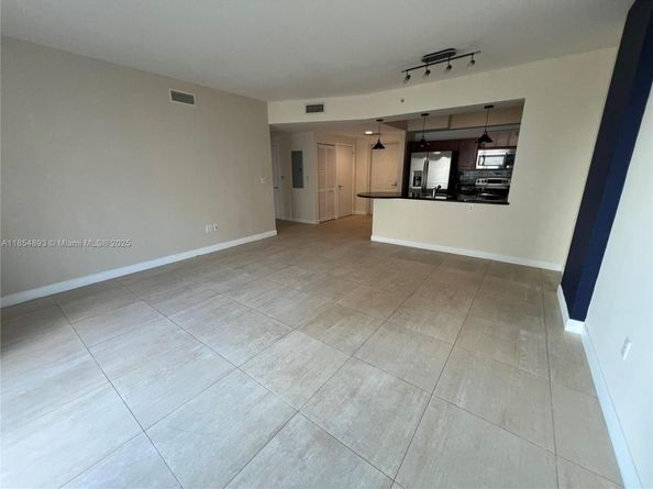 7266 SW 88th St A307, Miami FL 33156