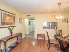 1000 Colony Point Cir 203, Pembroke Pines FL 33026