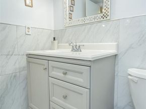 1000 Colony Point Cir 203, Pembroke Pines FL 33026