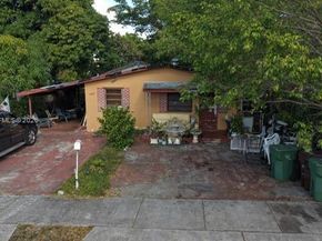 167 E 16th St, Hialeah FL 33010