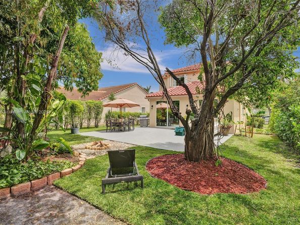 1381 Sago Ln, Weston FL 33327
