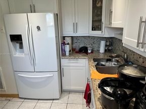 Undisclosed Address #A11976884, Miami FL 33173