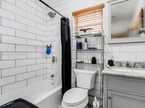 9435-9437 SW 39th St, Miami FL 33165