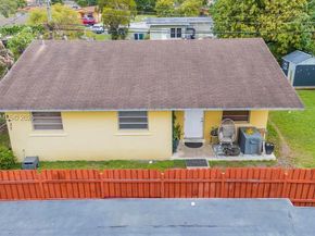 9435-9437 SW 39th St, Miami FL 33165