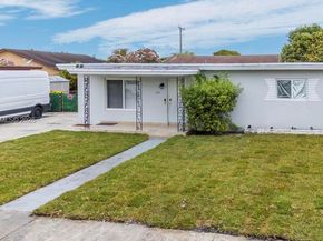 9435-9437 SW 39th St, Miami FL 33165