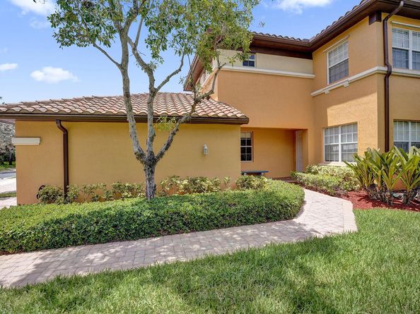 8041 NW 127TH Lane 3C, Parkland FL 33076