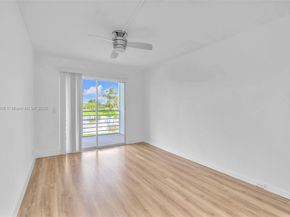 2048 Hythe C 2048, Boca Raton FL 33434