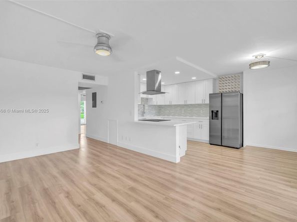 2048 Hythe C 2048, Boca Raton FL 33434