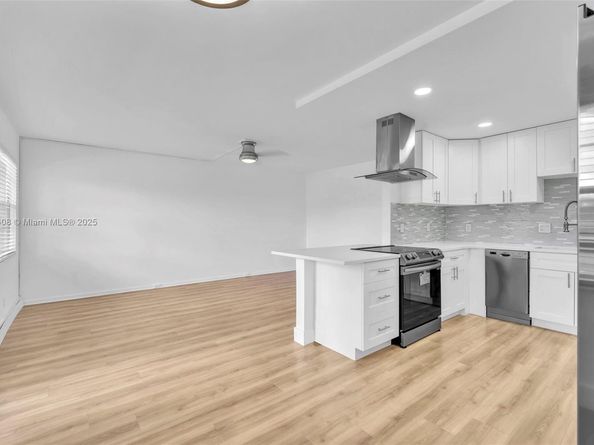 2048 Hythe C 2048, Boca Raton FL 33434