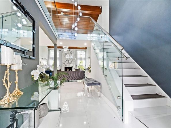 6313 NW 75th Way, Parkland FL 33067