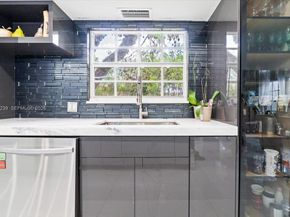 6313 NW 75th Way, Parkland FL 33067