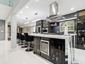 6313 NW 75th Way, Parkland FL 33067