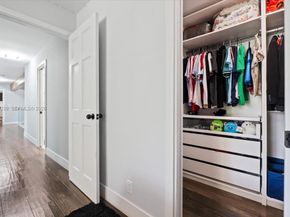 6313 NW 75th Way, Parkland FL 33067