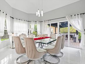 6313 NW 75th Way, Parkland FL 33067