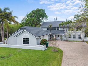 6313 NW 75th Way, Parkland FL 33067