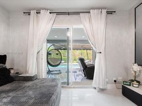 6313 NW 75th Way, Parkland FL 33067