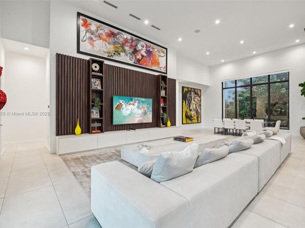 6175 SW 128th St, Pinecrest FL 33156