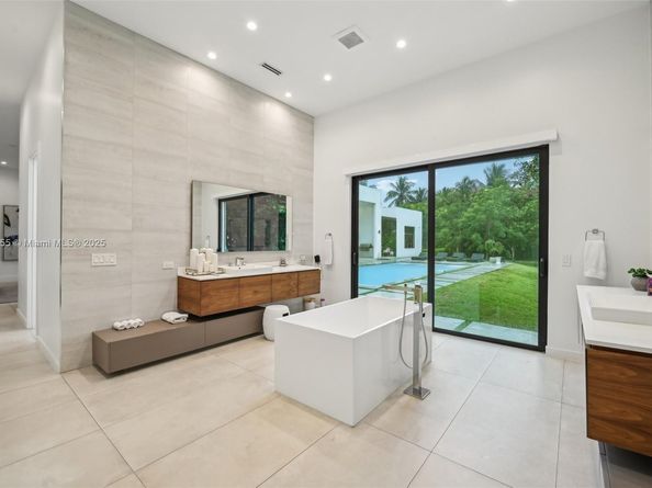 6175 SW 128th St, Pinecrest FL 33156