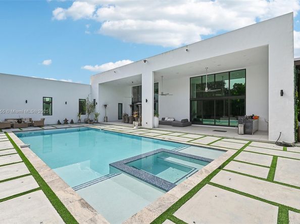 6175 SW 128th St, Pinecrest FL 33156