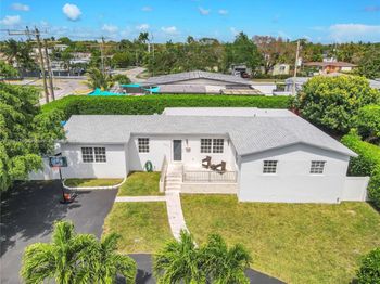 8371 SW 32nd Ter
