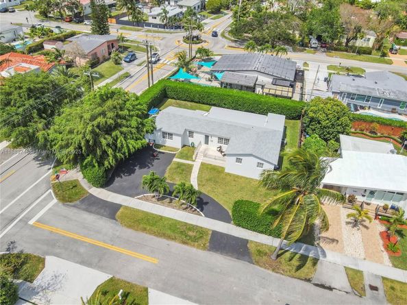 8371 SW 32nd Ter, Miami FL 33155