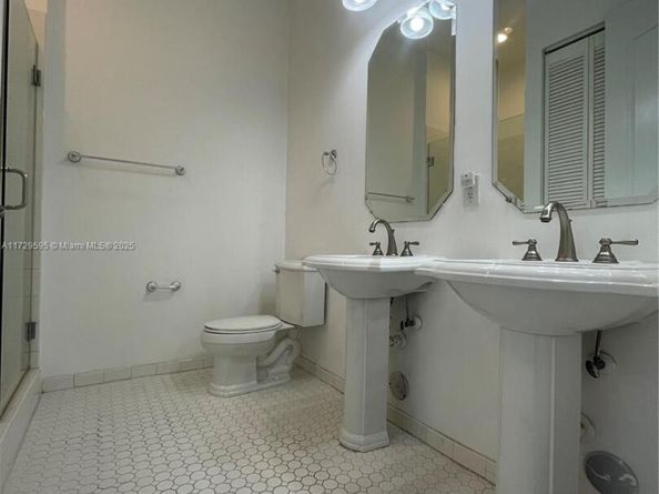 412 SW 13th Ter 412, Fort Lauderdale FL 33312