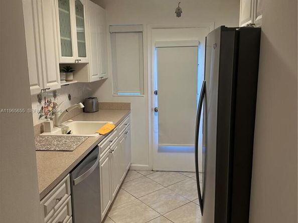 3922 NE 166th St S103, North Miami Beach FL 33160