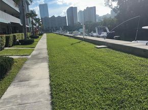 3922 NE 166th St S103, North Miami Beach FL 33160