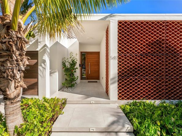 545 NE 55th Ter, Miami FL 33137