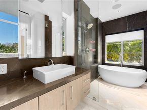 545 NE 55th Ter, Miami FL 33137