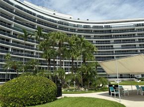 900 Bay Dr 615, Miami Beach FL 33141