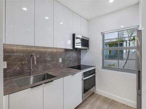 1610 Michigan Ave 2, Miami Beach FL 33139