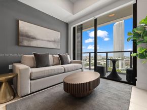 239 SW 9th St 1604, Miami FL 33130