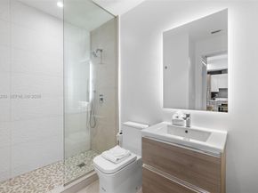 239 SW 9th St 1604, Miami FL 33130