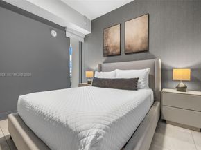 239 SW 9th St 1604, Miami FL 33130