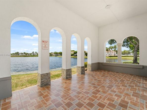 4076 SW 159th Ave 8, Miramar FL 33027