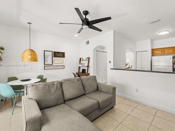 4076 SW 159th Ave 8, Miramar FL 33027