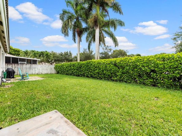 1231 SE 16th Ave, Homestead FL 33035