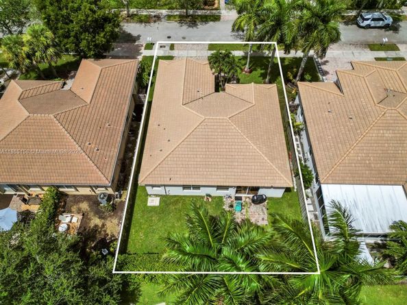 1231 SE 16th Ave, Homestead FL 33035