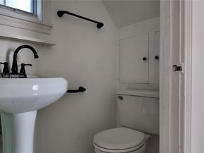 201 Nottingham Blvd, West Palm Beach FL 33405