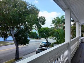 201 Nottingham Blvd, West Palm Beach FL 33405