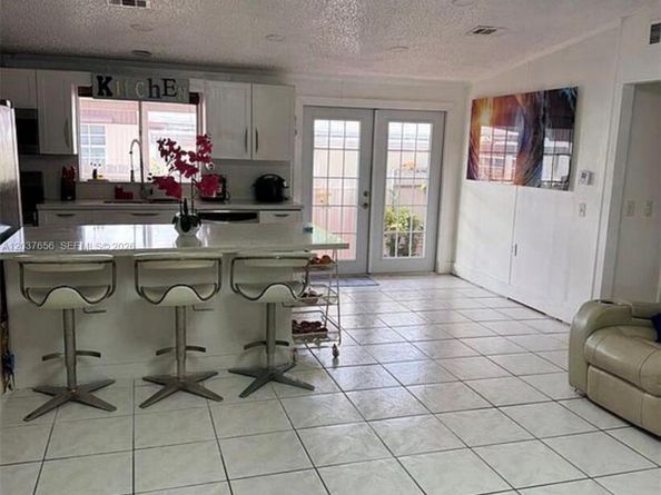 1133 SW 130th Ave, Miami FL 33184