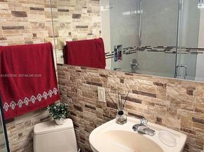 1133 SW 130th Ave, Miami FL 33184