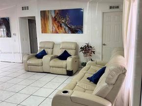 1133 SW 130th Ave, Miami FL 33184