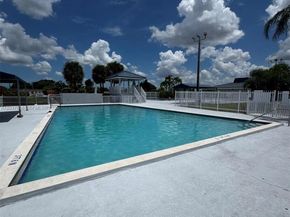 1133 SW 130th Ave, Miami FL 33184