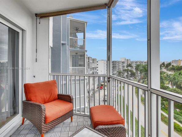 300 Diplomat Pkwy 705, Hallandale Beach FL 33009