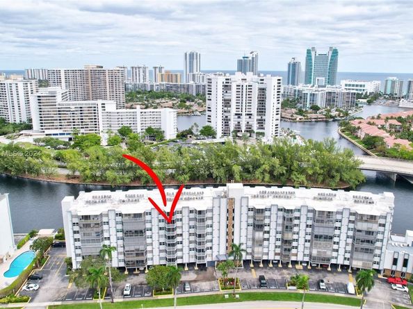 300 Diplomat Pkwy 705, Hallandale Beach FL 33009