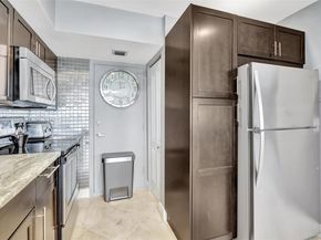 300 Diplomat Pkwy 705, Hallandale Beach FL 33009