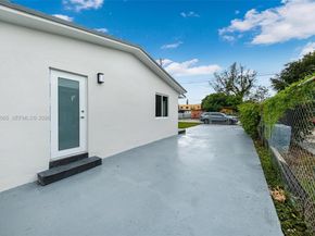 2951 NW 47th St, Miami FL 33142