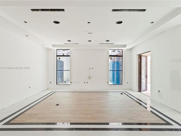 6460 SW 94th St, Pinecrest FL 33156